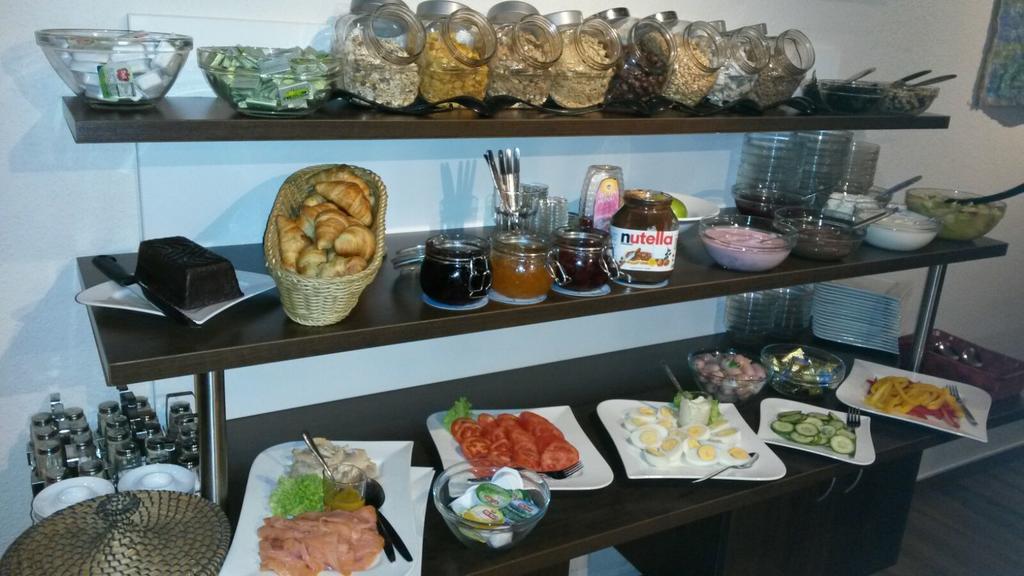 丁斯拉肯艺术酒店 外观 照片